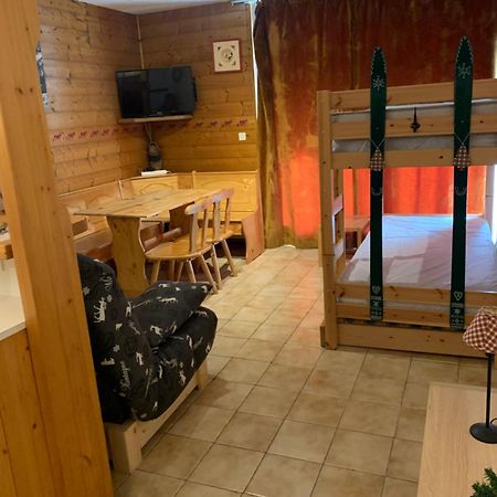 155 Piste dans mon canapé Châtel Exterior foto