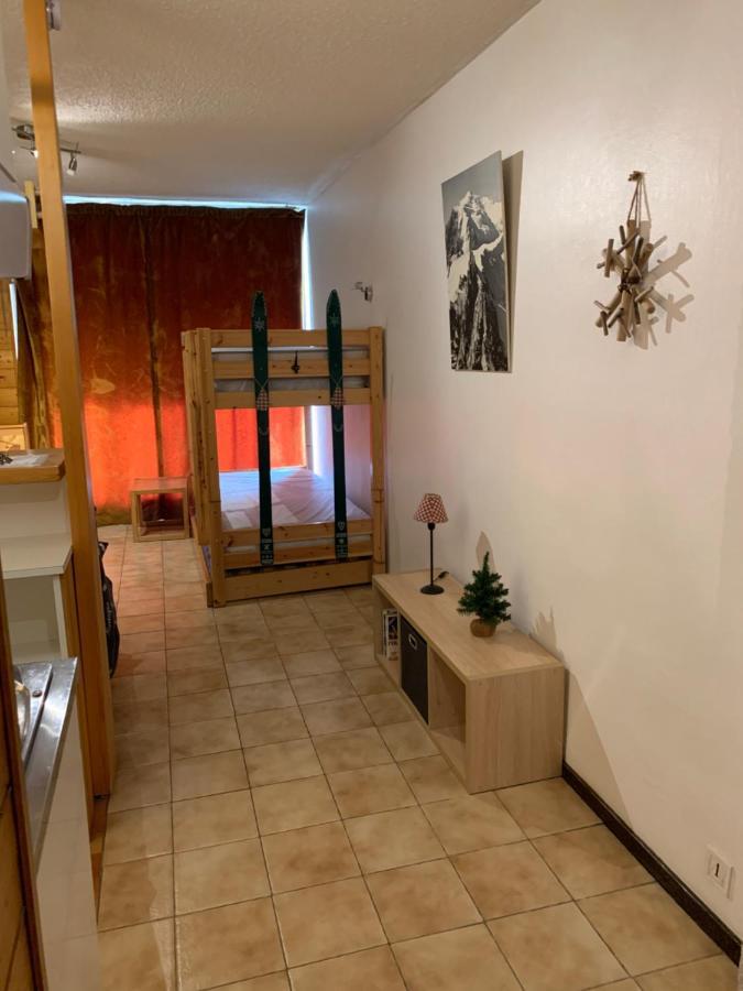 155 Piste dans mon canapé Châtel Exterior foto