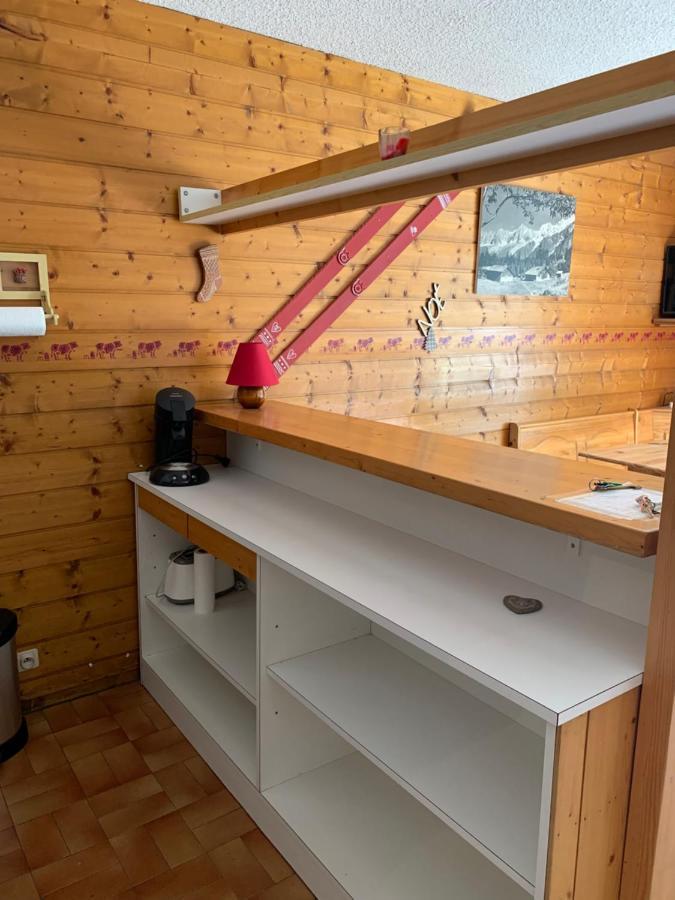 155 Piste dans mon canapé Châtel Exterior foto